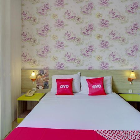 Capital O 4002 Aleander Hotel Jakarta Exterior foto
