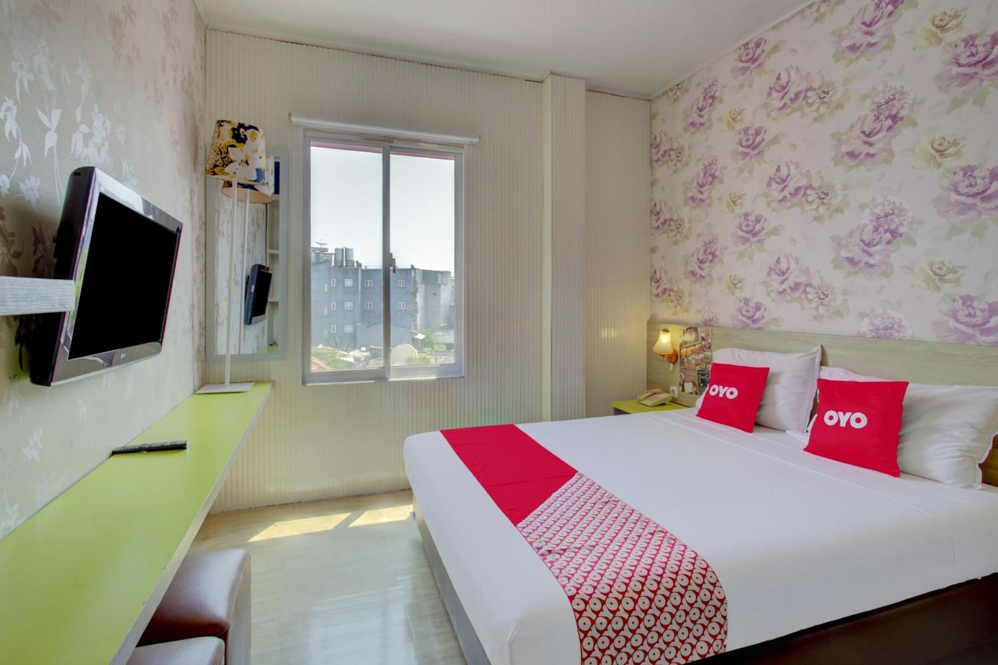 Capital O 4002 Aleander Hotel Jakarta Exterior foto