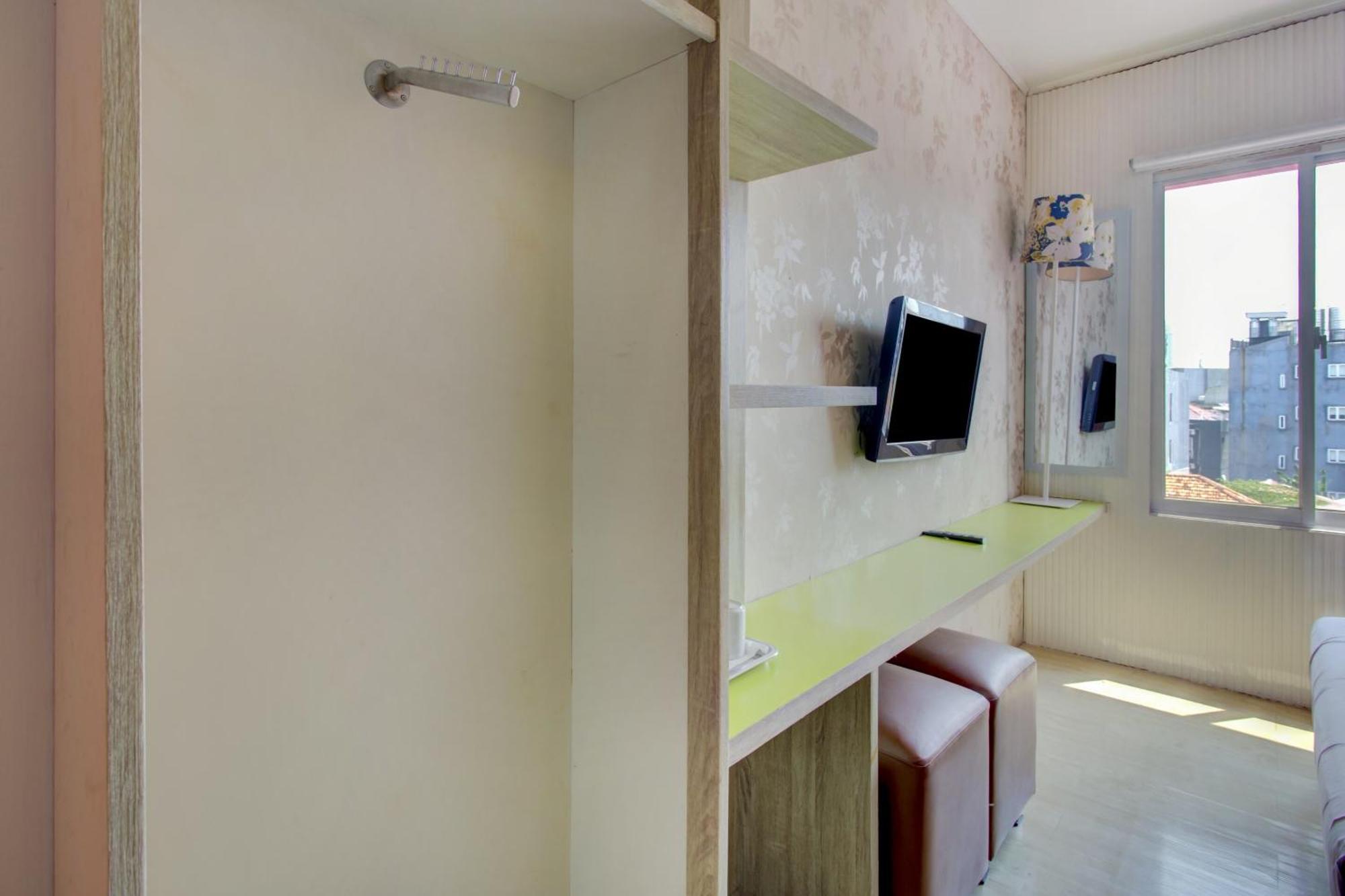 Capital O 4002 Aleander Hotel Jakarta Exterior foto