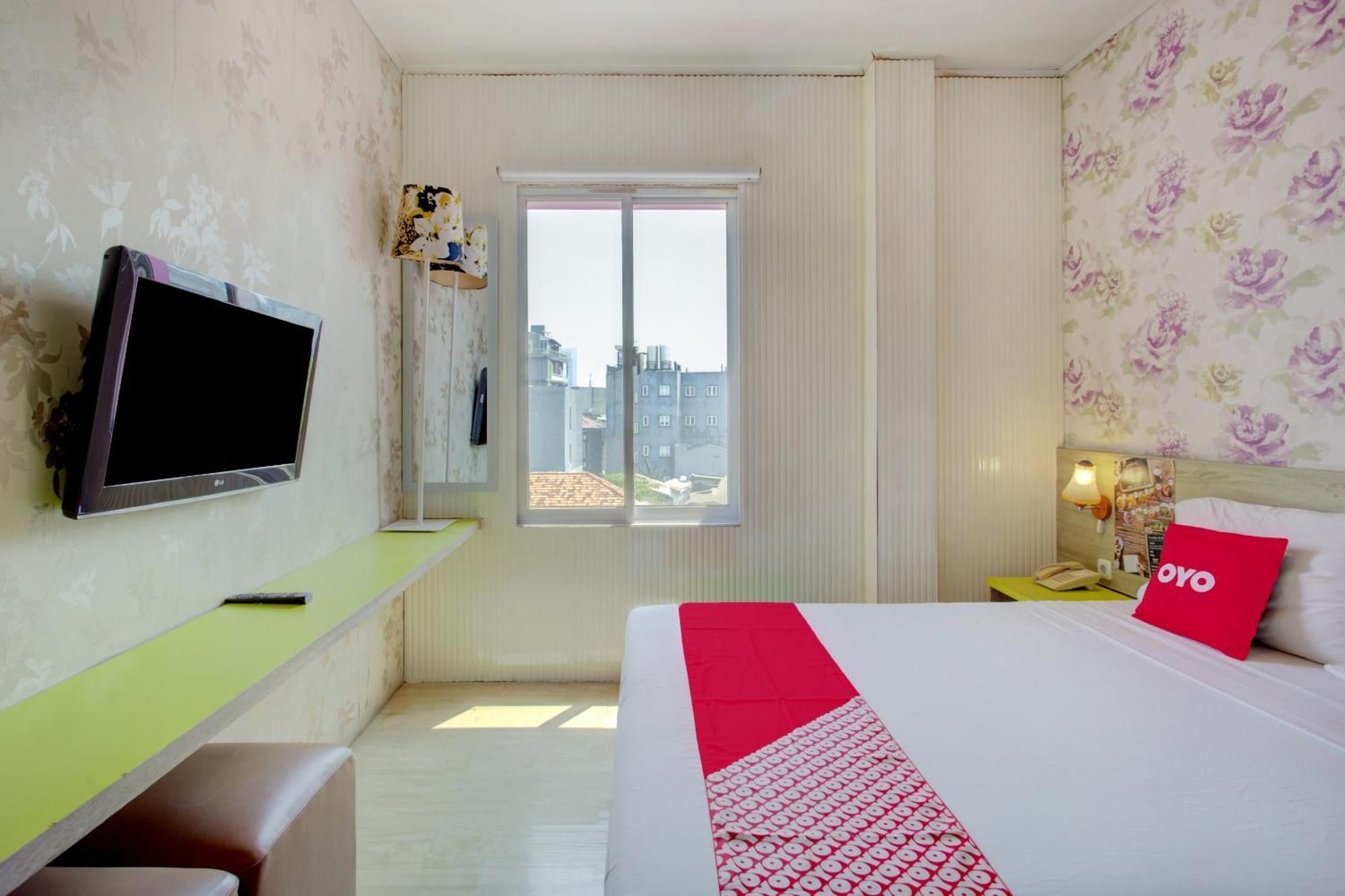 Capital O 4002 Aleander Hotel Jakarta Exterior foto