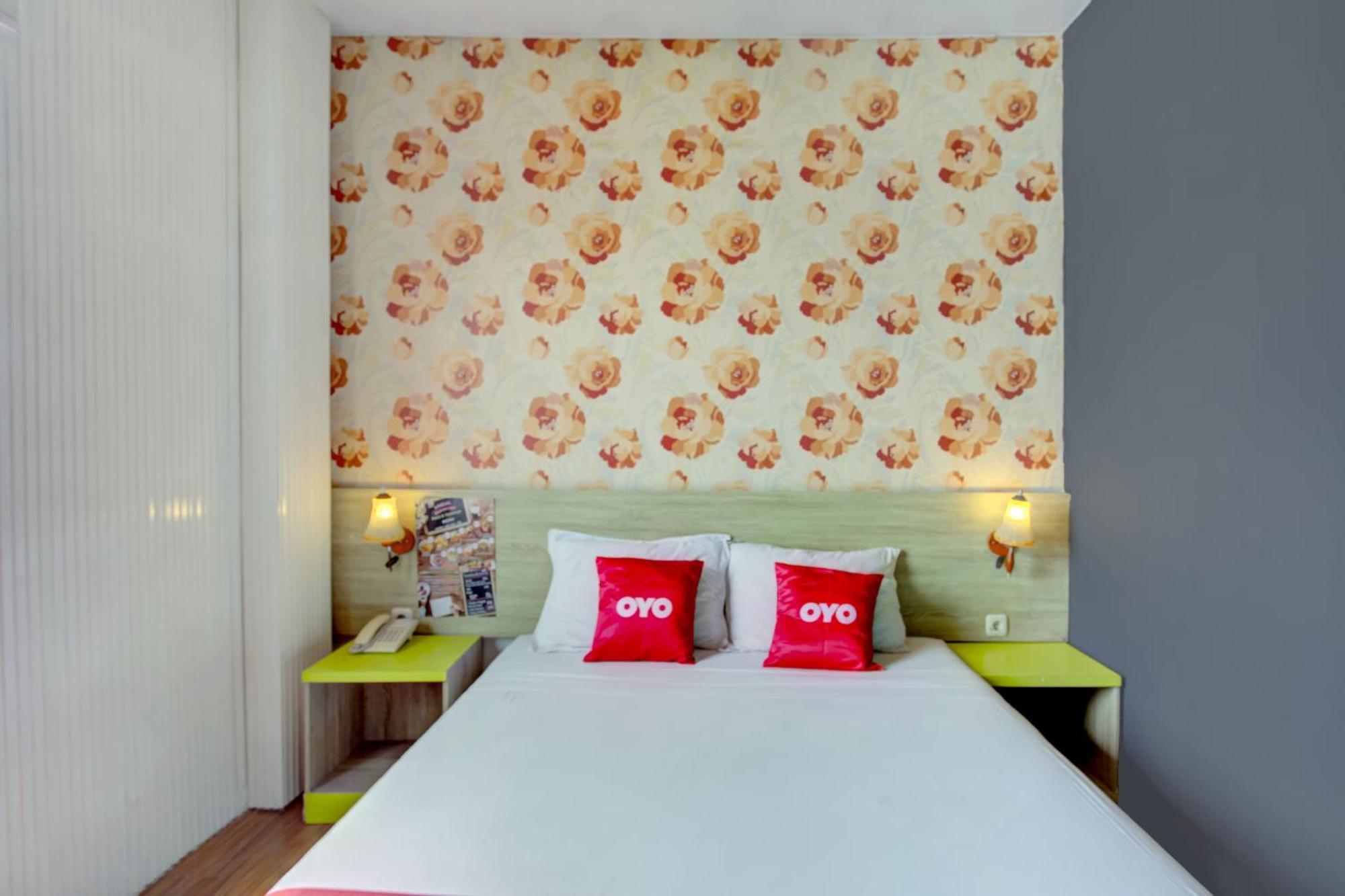 Capital O 4002 Aleander Hotel Jakarta Exterior foto